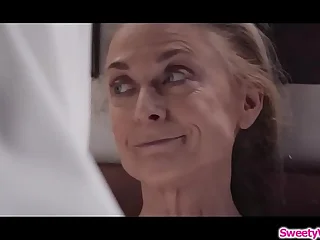 Nun gives in to temptation nd eats pussy